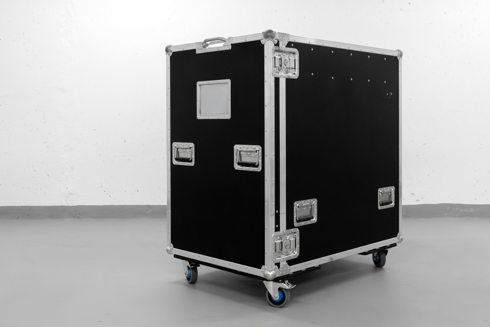 Kompaktní přepravní case — TAKEBOX