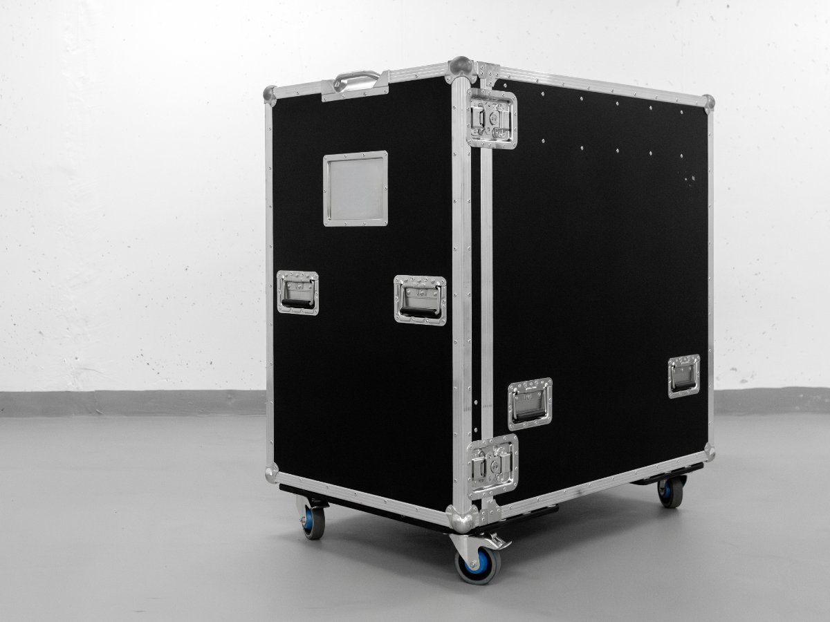 Kompaktes Transportcase — TAKEBOX Anfertigung